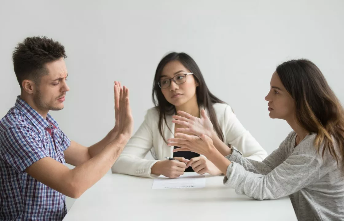 Image of couple arguing in family mediation Camborne